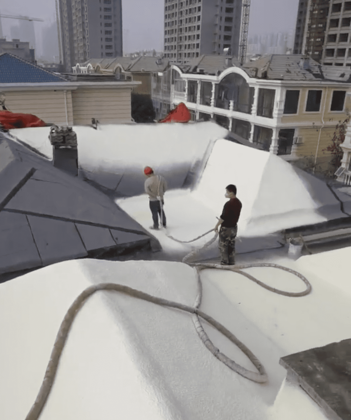 楼顶聚氨酯发泡保温喷涂